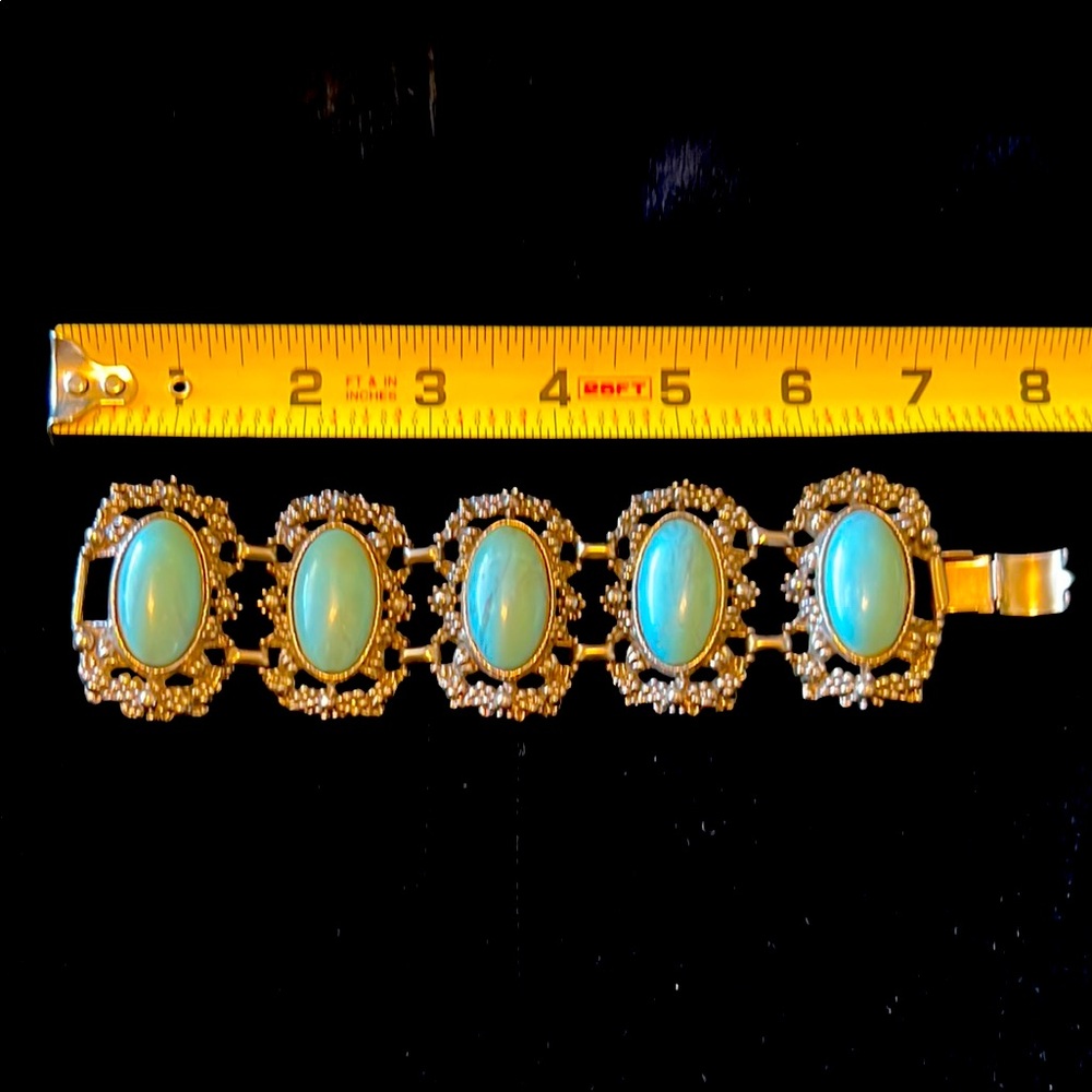 Stunning Women’s Bracelet